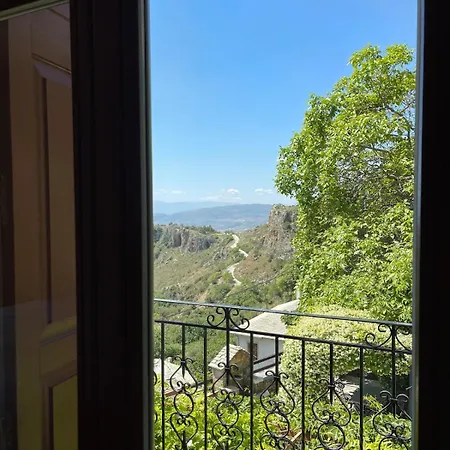 Pelion Estate With Grand Garden And Sea Views *