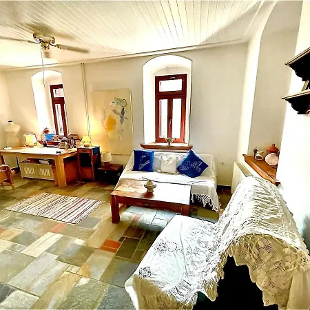 Pelion Estate With Grand Garden And Sea Views Vilă